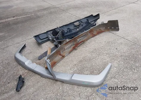 2006 Chevrolet Silverado 1500 Ls from USA, damaged, VIN 2GCEC13V061255755